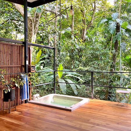 Industrial Studio With Private Jacuzzi Увита Экстерьер фото